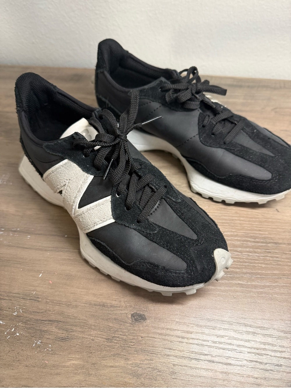 Women's Black and White New Balance Retro-Style Lace-Up Sneakers